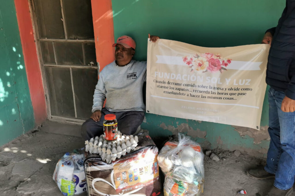 Sol y Luz Volunteers