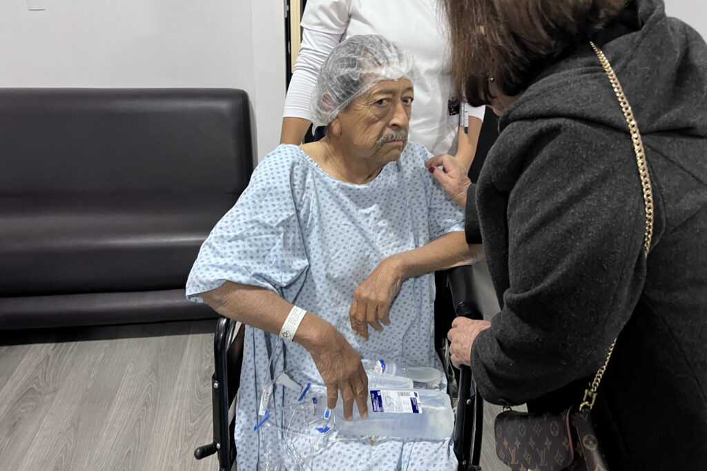 Sol y Luz Volunteers