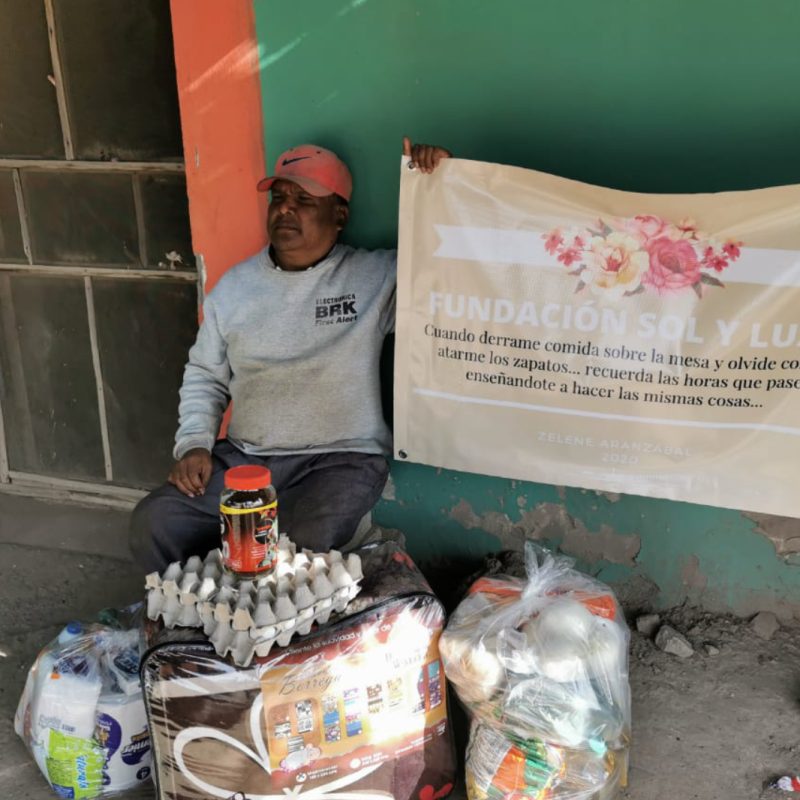 Sol y Luz Volunteers